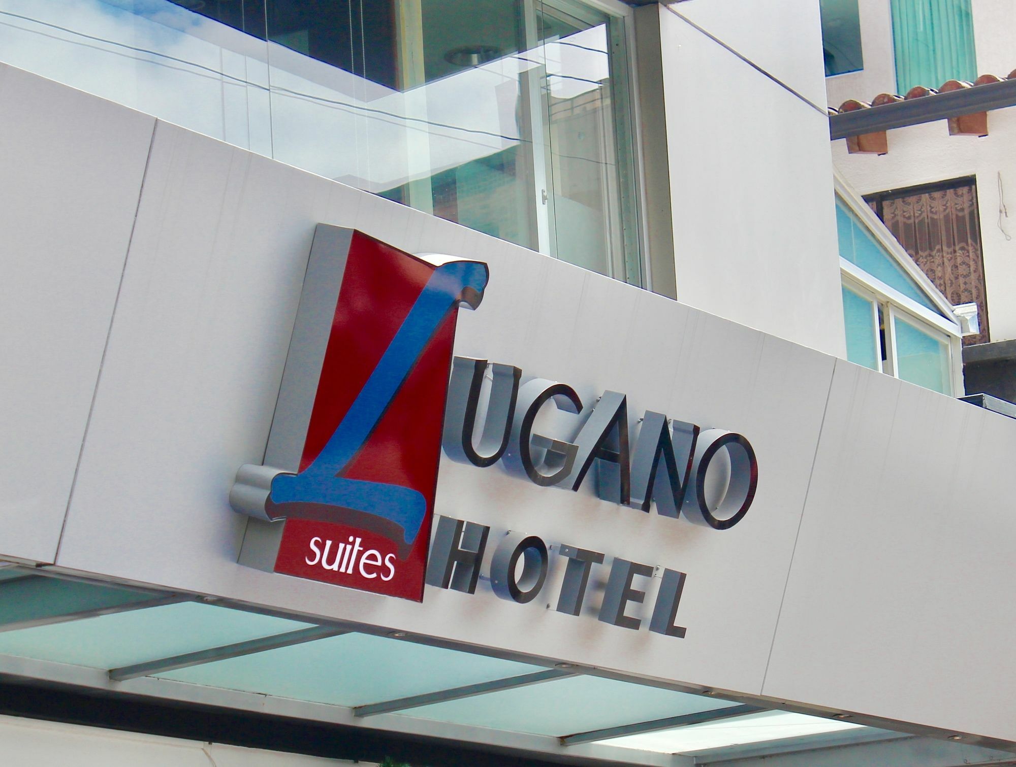 Hotel Lugano Suites Quito Exterior foto